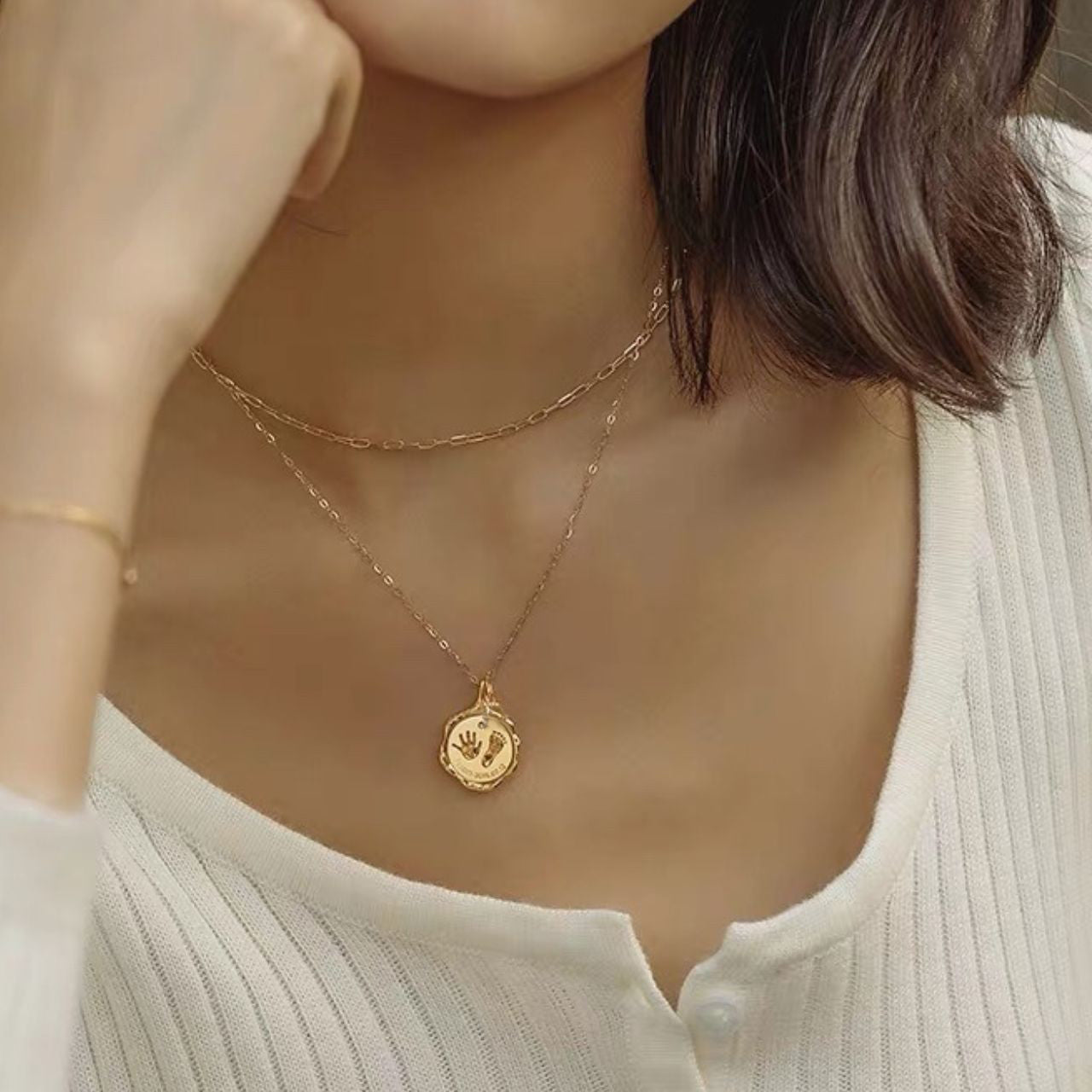 FIICCI 18K Yellow Gold Natural Diamond Baby Footprint Personalized Necklace