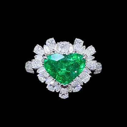 FIICCI Natural Diamond And Heart Emerald In 18K White Gold Ring