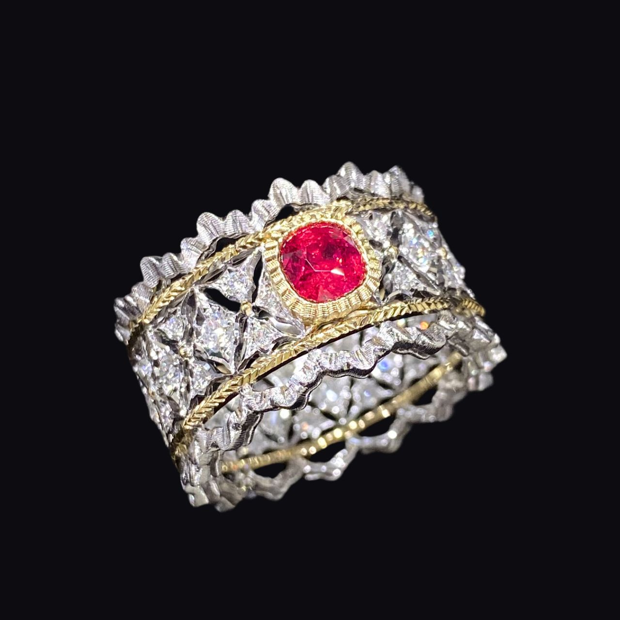 FIICCI Buccellati Mahenge Spinel And Diamond Ring In 18K Gold