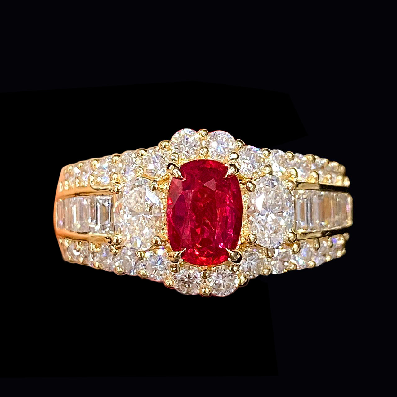 FIICCI Oval Cut Ruby And Diamond In 18K Yellow Gold Engagement Rings