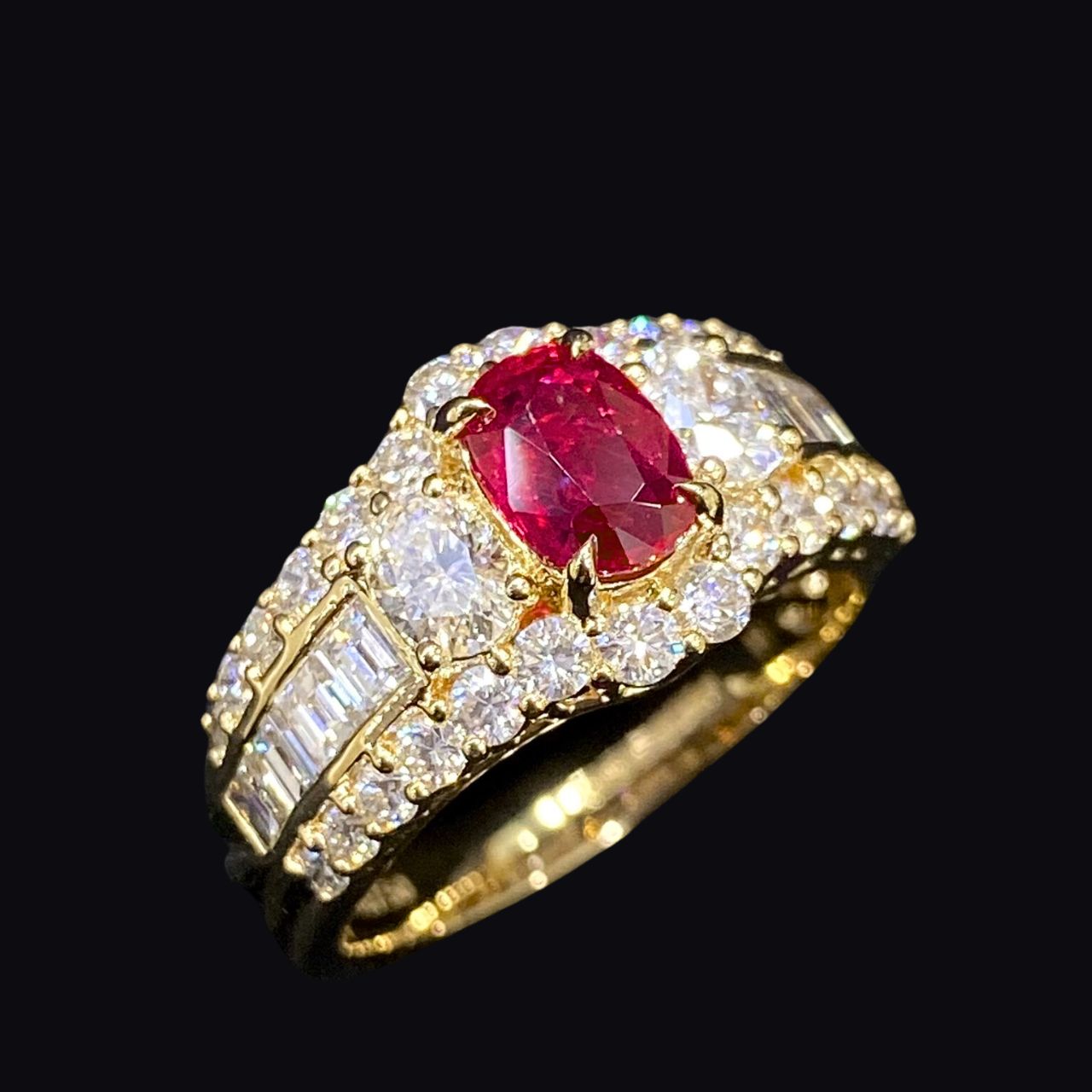 FIICCI Oval Cut Ruby And Diamond In 18K Yellow Gold Engagement Rings