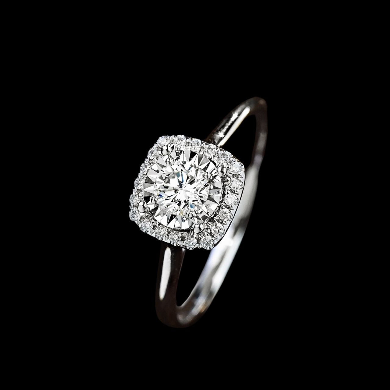 FIICCI Halo Cluster Diamond Engagement Ring 0.3ct Round 18K White Gold