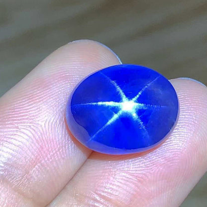 Unheated Blue Star Sapphire - Rare Quality - Oval Shape - 20.0 carats - 10 x 14mm