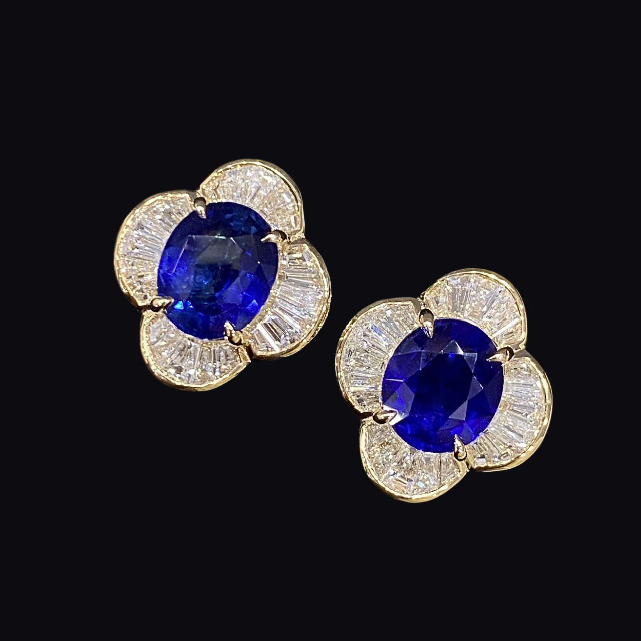 FIICCI Natural Diamond And Royal Blue Sapphire Earrings In 18K Yellow Gold