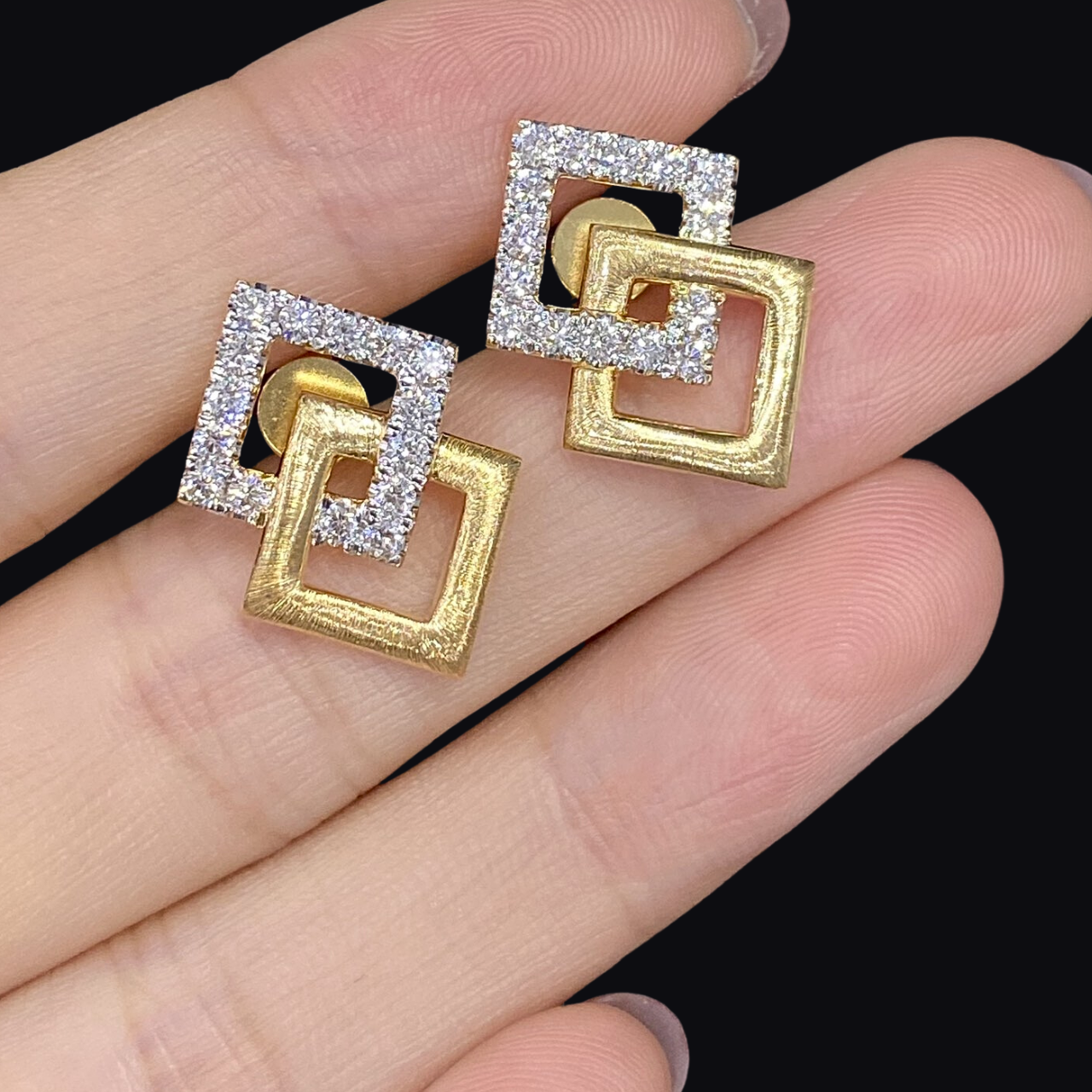 FIICCI Square 18K Yellow Gold  Natural Diamond Earrings