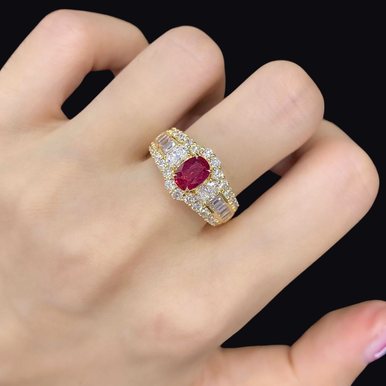 FIICCI Oval Cut Ruby And Diamond In 18K Yellow Gold Engagement Rings