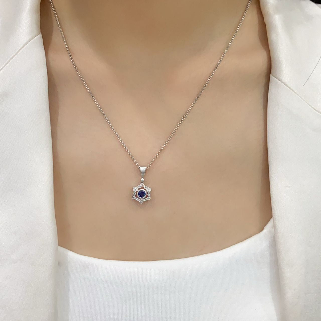 FIICCI  Diamond And Royal Blue Round Sapphire In 18K White Gold Necklace