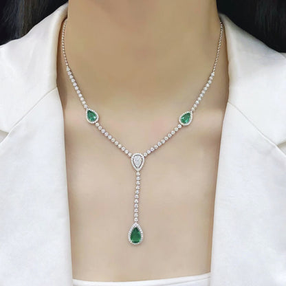 FIICCI Dazling Natural Diamond And Emerald In 18K White Gold Necklace