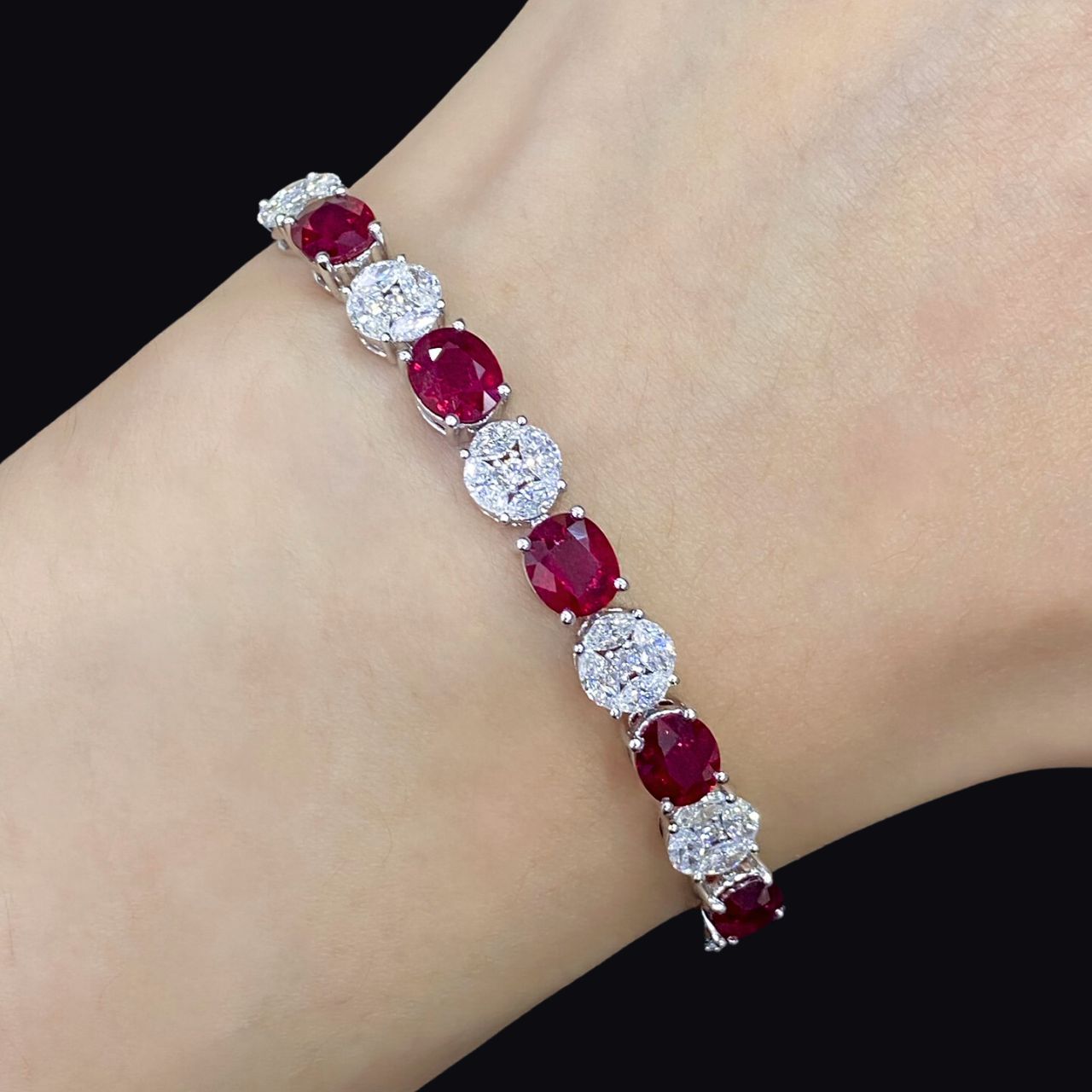 FIICCI Dazling Natural Ruby And Diamond In 18K White Gold Bracelate