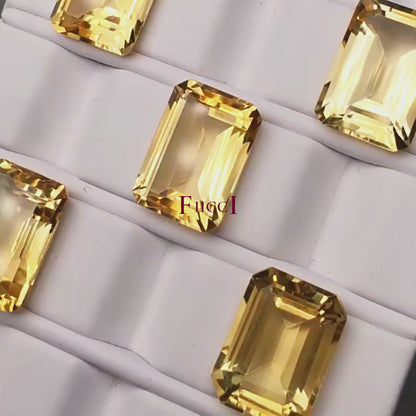 Natural Citrine Gem  - Yellow Color - 10 carats - 10 x 14mm