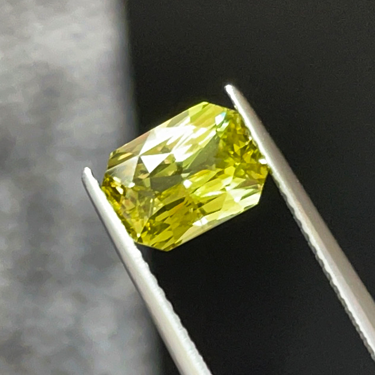 GUILD Certified 3.02 Carat Canary Yellow Chrysoberyl Stone, Octagonal, 8.92 x 6.62 mm